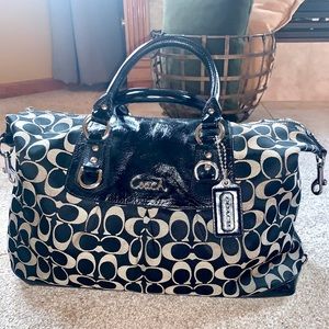 COACH Sateen Satchel Signature C bag.